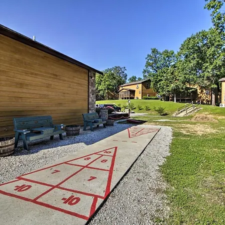 Branson Resort Getaway - Near Silver Dollar City! Exterior photo