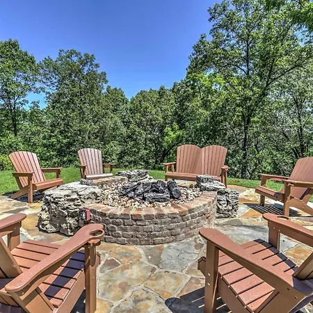 Branson Resort Getaway - Near Silver Dollar City! Exterior photo